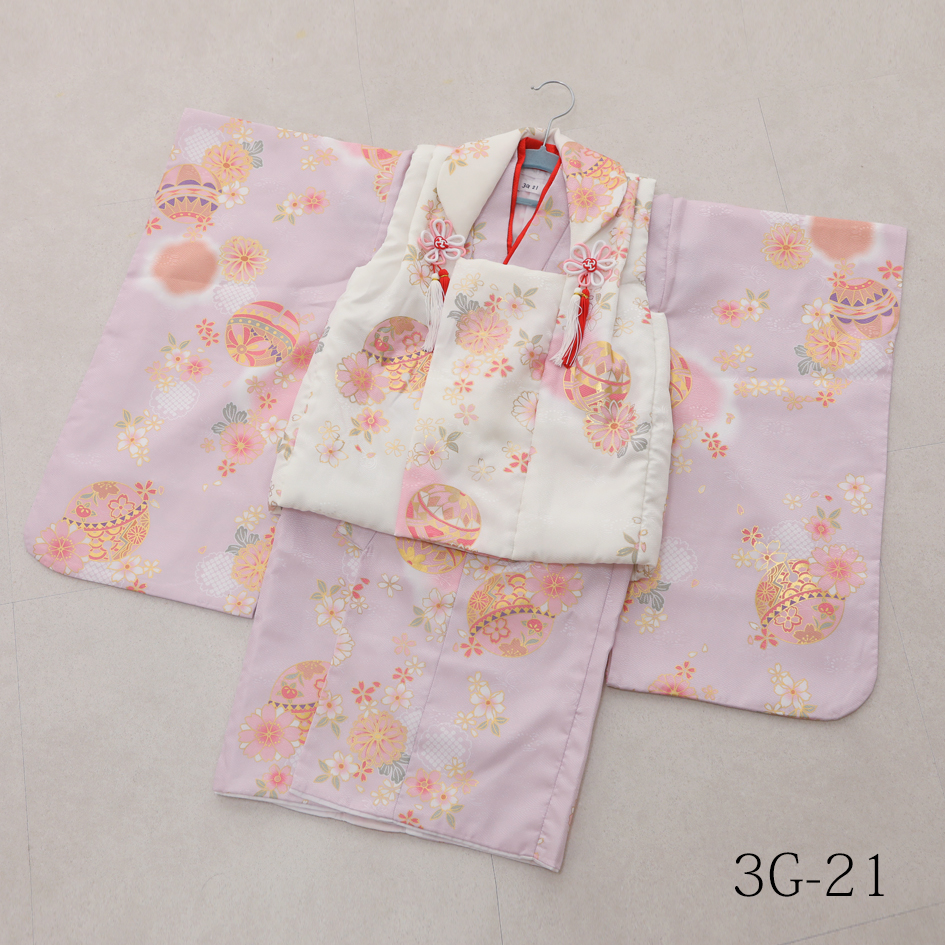 3歳女の子の着物の画像